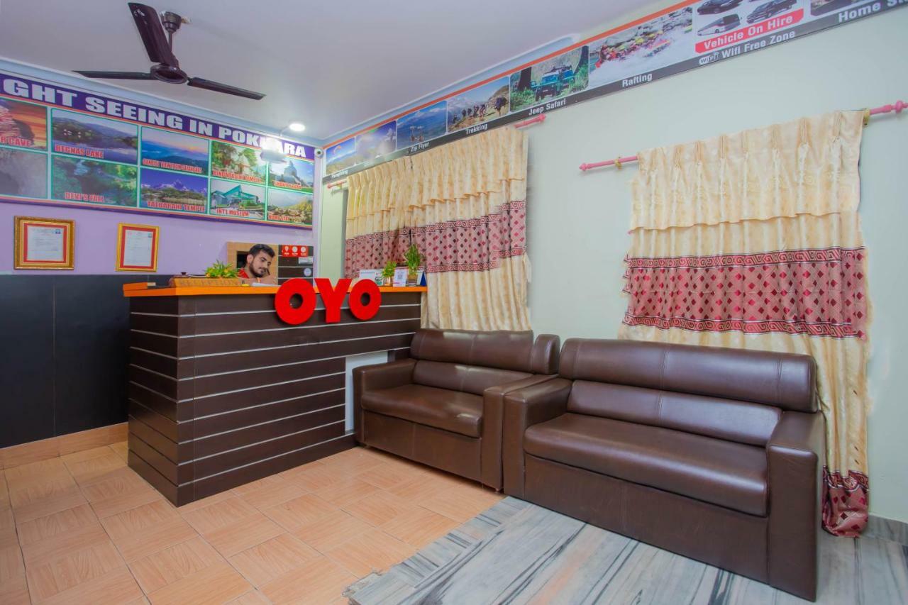 Oyo 575 Api Suites 博卡拉 外观 照片